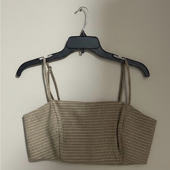 House of Harlow 1960 Tops - House of Harlow 1960 Crop Cami Top with Thin Straps.- size S